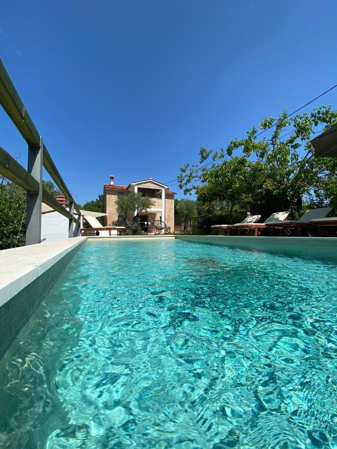 Wellness House Oliva With Heated Salt Water Pool, Sauna & Jakuzzi Labin  Exteriör bild
